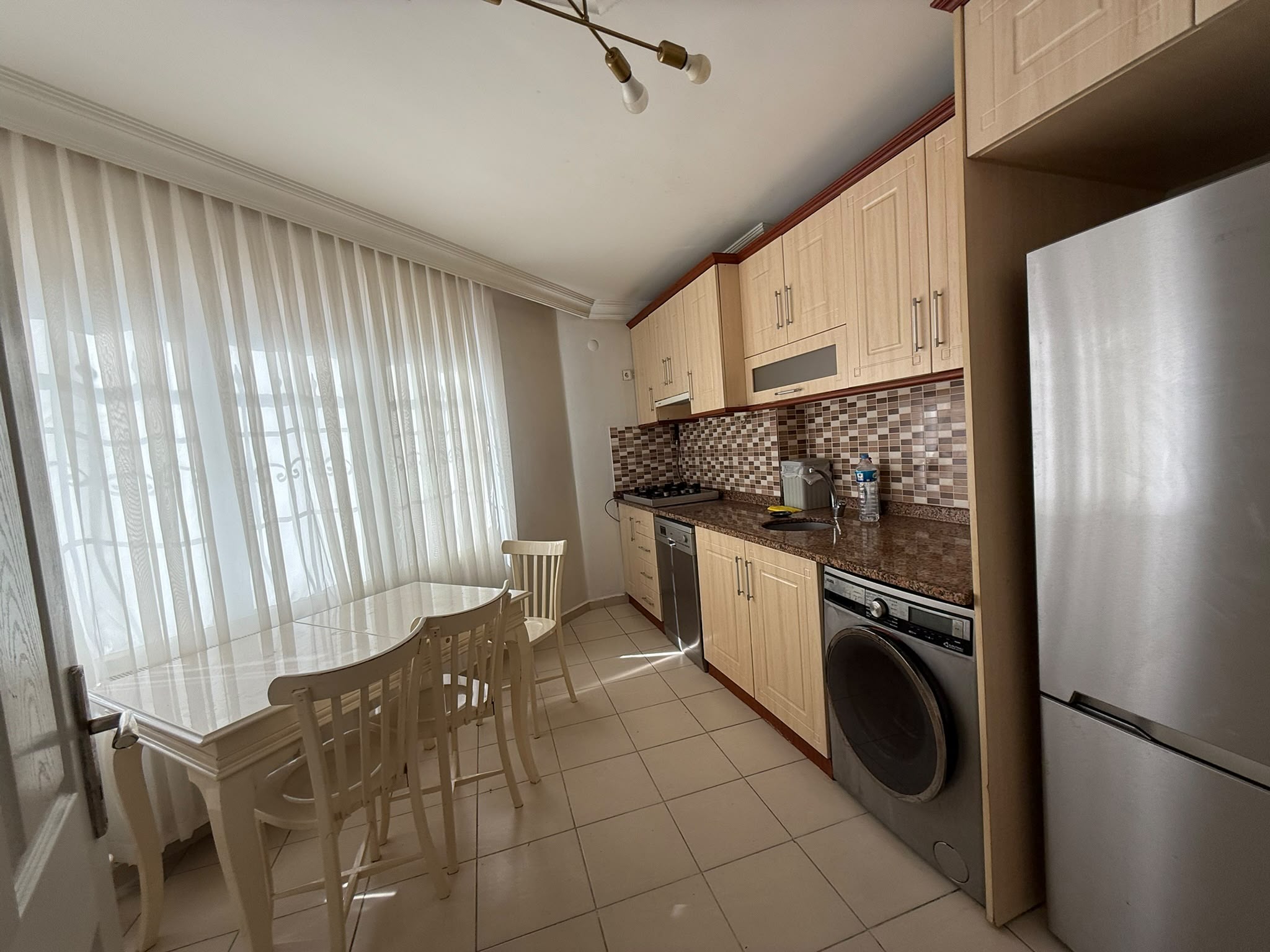 Çıksalın Sokak'ta Bahçe Kullanımlı Eşyalı Daire fotoğrafı 3